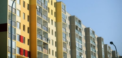 Největší propad cen zaznamenaly panelové byty.